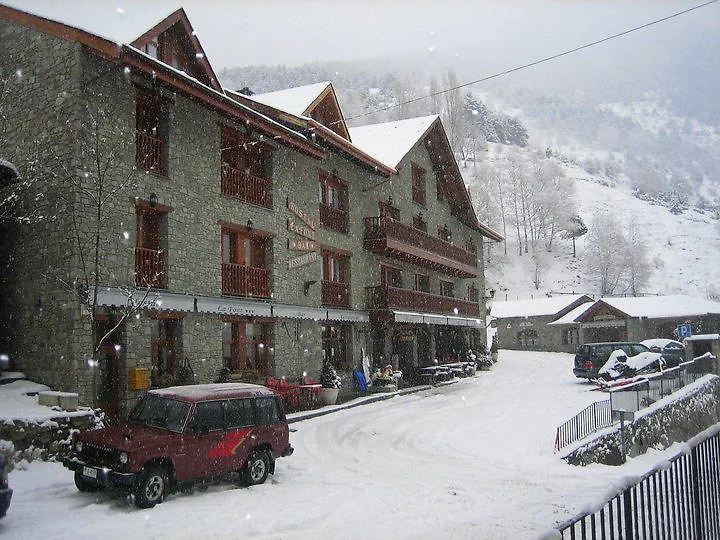 Maison d'hôtes Hostal La Font Os de Civís